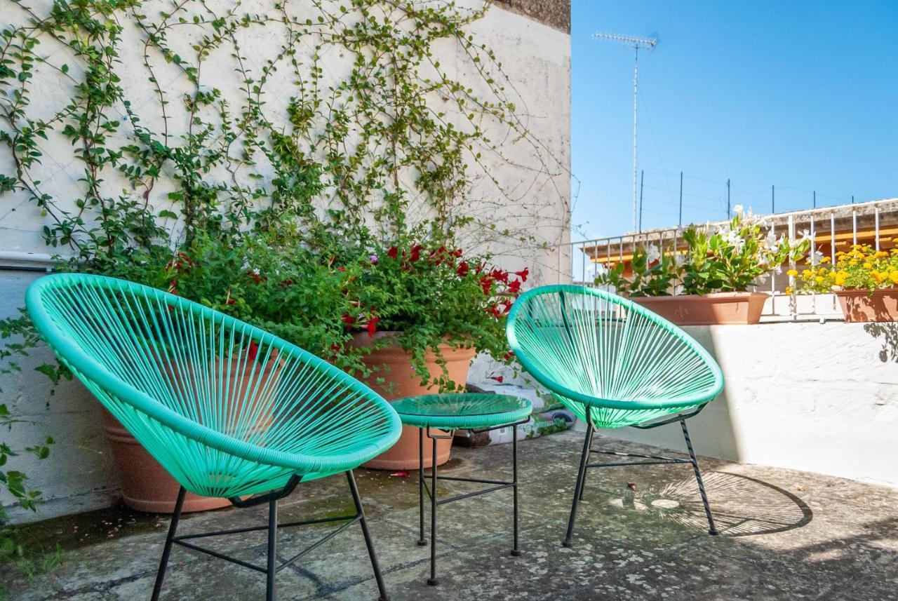 Il Garbino Suite And Apartment Lecce Exterior photo