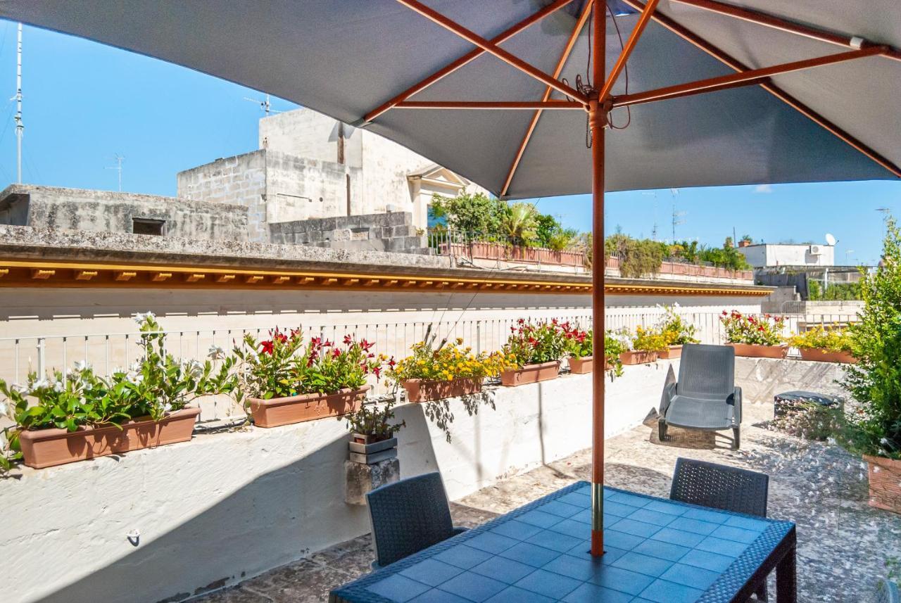 Il Garbino Suite And Apartment Lecce Exterior photo
