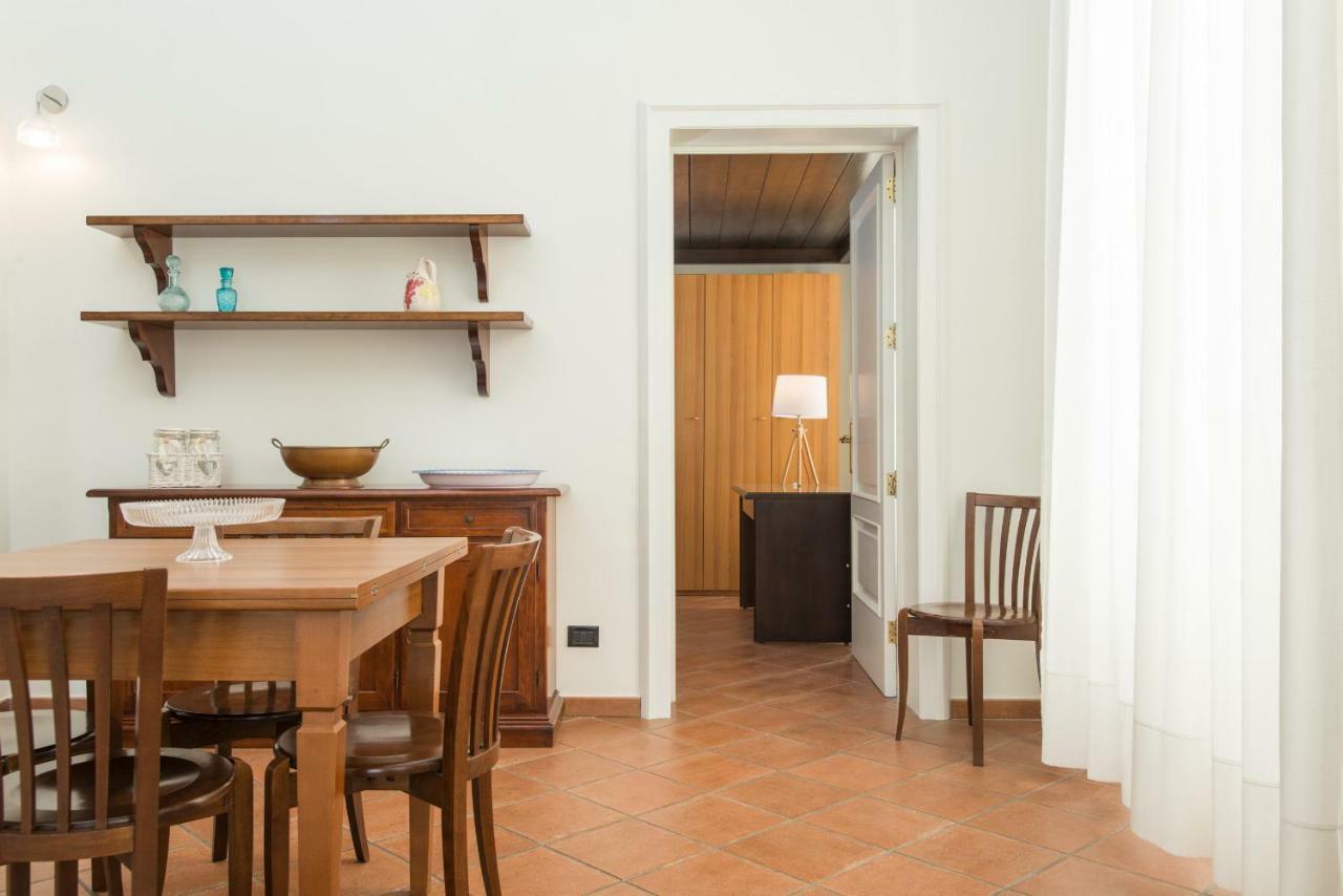 Il Garbino Suite And Apartment Lecce Exterior photo