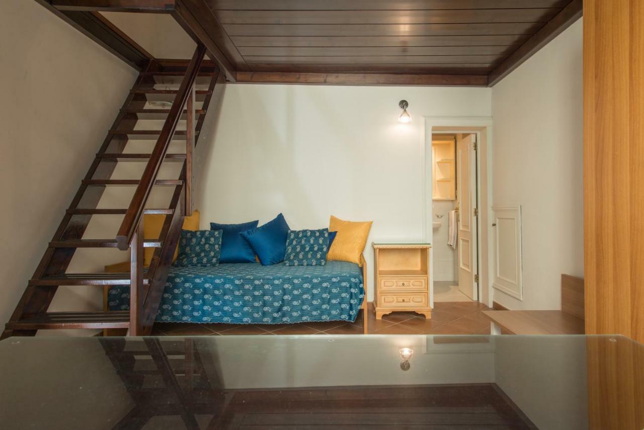 Il Garbino Suite And Apartment Lecce Exterior photo